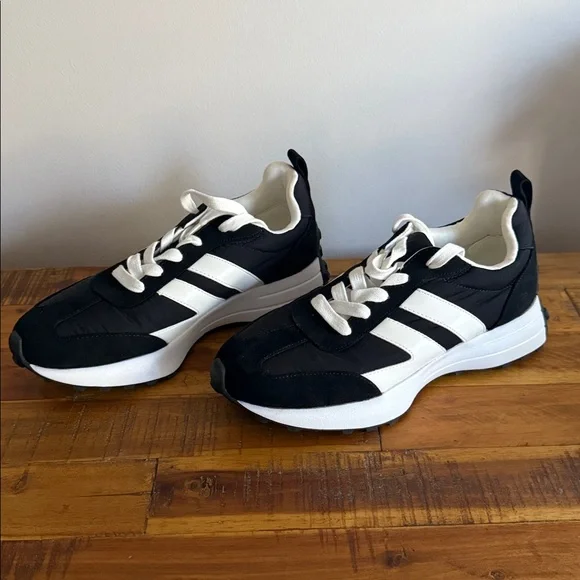 NEW J/Slides Black Luxe Nylon Sneakers Shoes Women’s 8 M - Picture 3 of 5